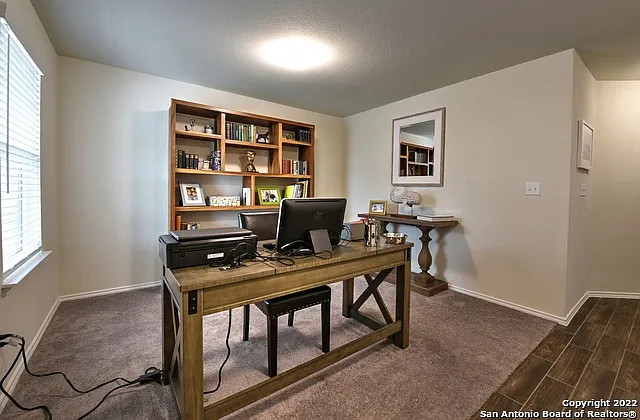 7807 Cottonwood Rdg — Photo 10