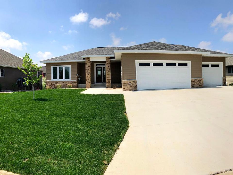 1st image of 3007 Chaplin Dr