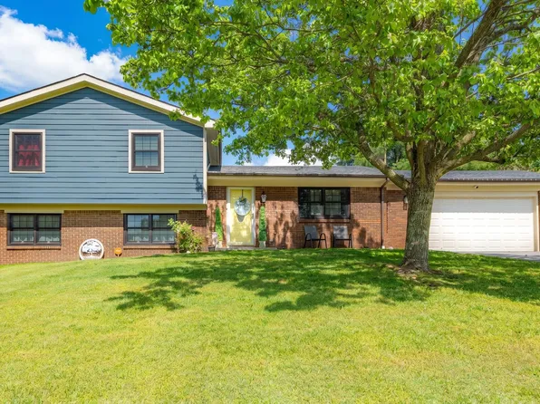 1025 Crestwood Hts, Paris, KY 40361
