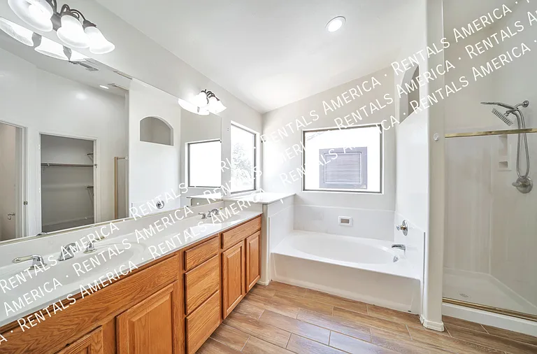 15400 S Camino Agua Azul — Photo 22