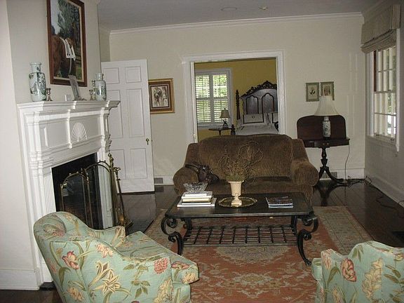 5th image of 120 Fairwood Ln