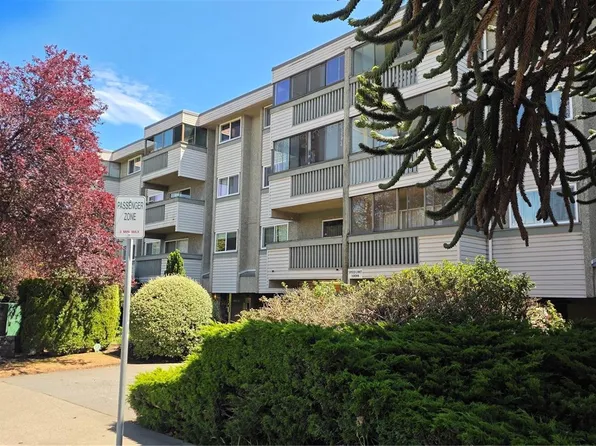 1525 Hillside Ave #412, Victoria, BC V8T 2C1