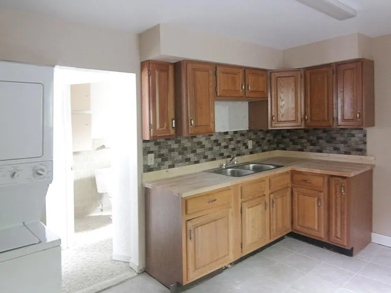 327 West St #2 — Photo 3