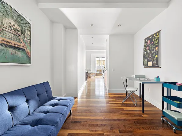 88 Greenwich St APT 919, New York, NY 10006