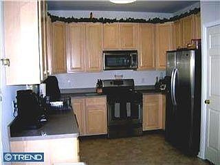2nd image of 6 Linda Ln