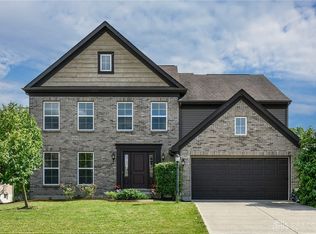 125 Clearsprings Dr, Springboro, OH 45066