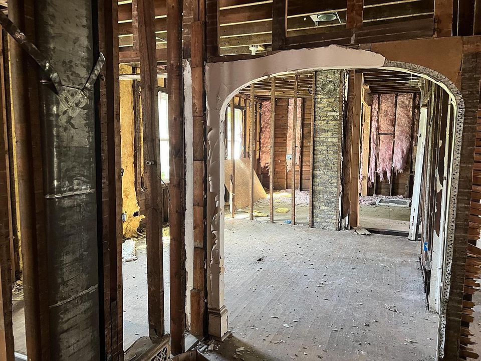 2nd image of 3057 N 21st STREET #3059