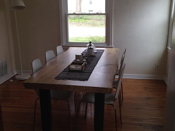 Dining rm