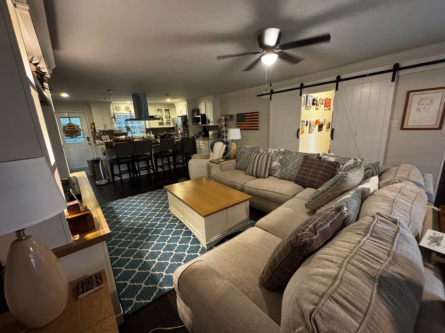 3 bed, 2723 sqft, $2,700 — Photo 3