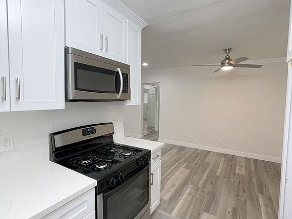4th image of 4540 Hazeltine Ave APT 6