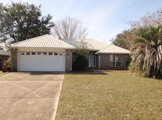 611 Risen Star Dr, Crestview, FL 32539