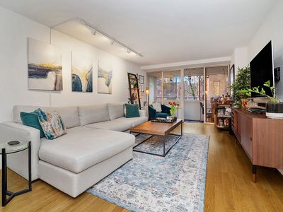 142 E 16th St APT 5H, Manhattan, NY, 10003
