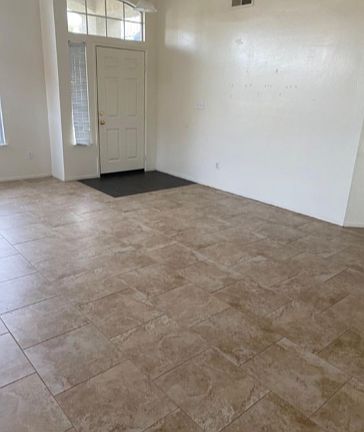 5th image of 11527 Hannah Denise Ave