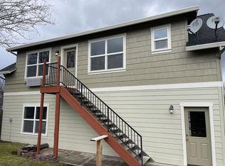 1392 Lithia Way, Talent, OR 97540