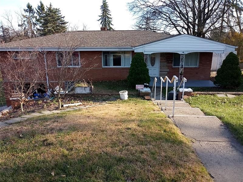 2nd image of 1100 Brierly Ln