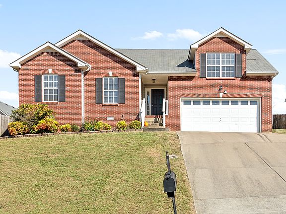 2nd image of 1536 Cedar Springs Cir