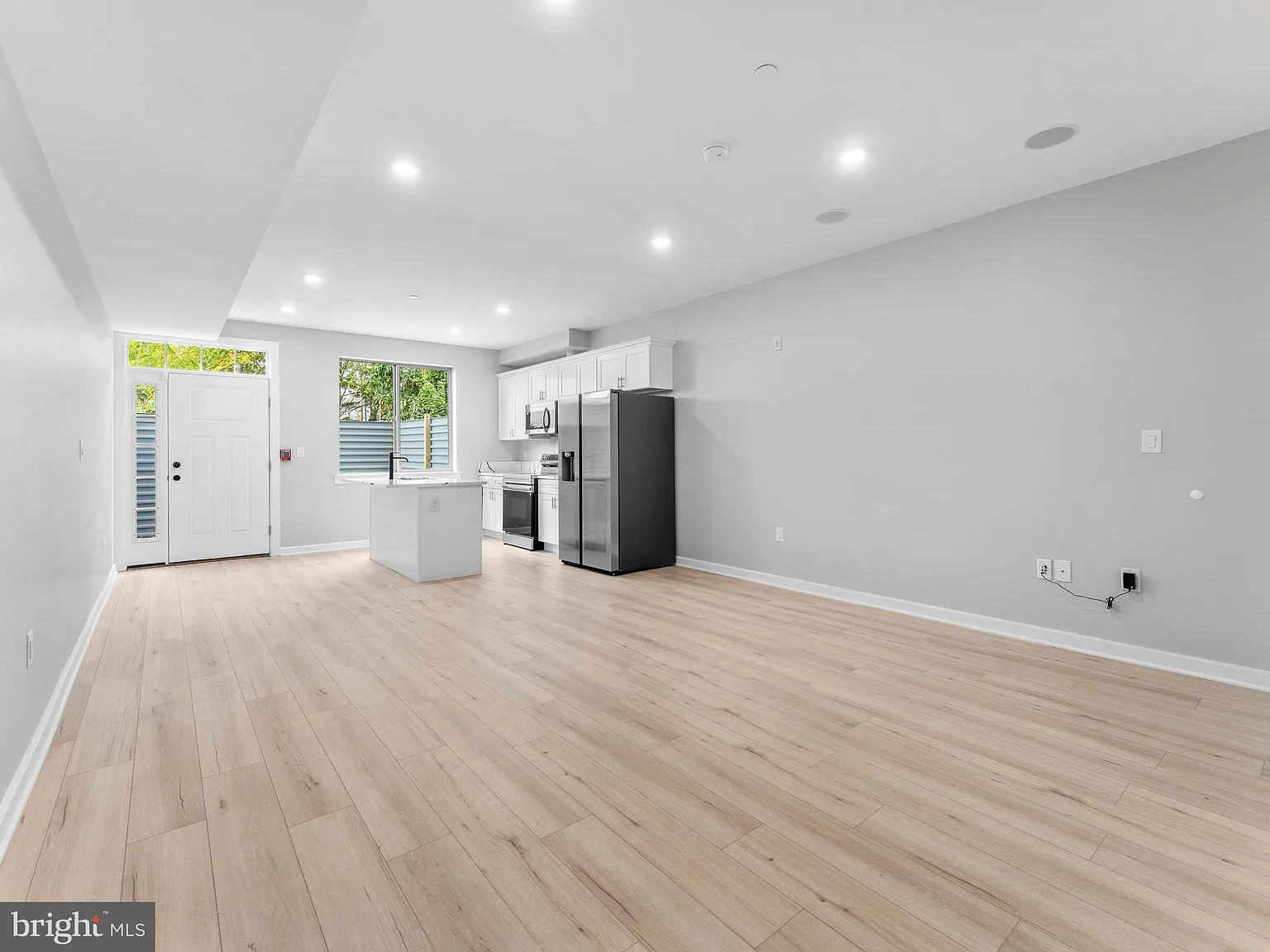 2 bed, 1564 sqft, $1,800 — Photo 3