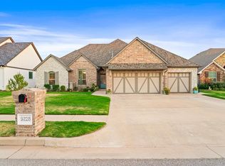 9228 NW 79th St, Yukon, OK 73099