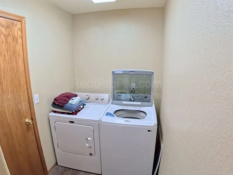 2425 Cochetopa Ct — Photo 20