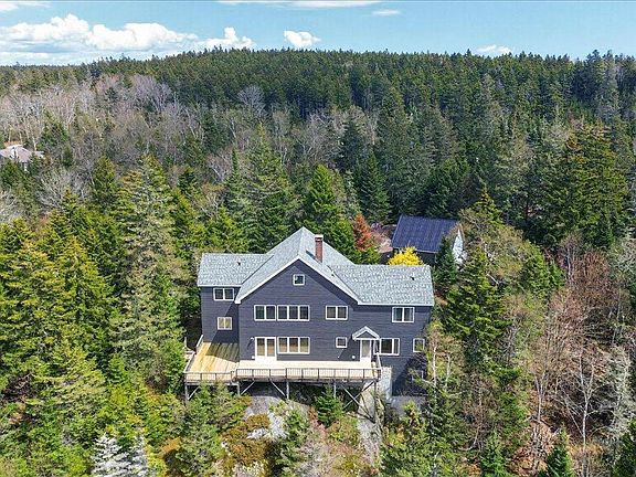2nd image of 314 Ames Cove Road