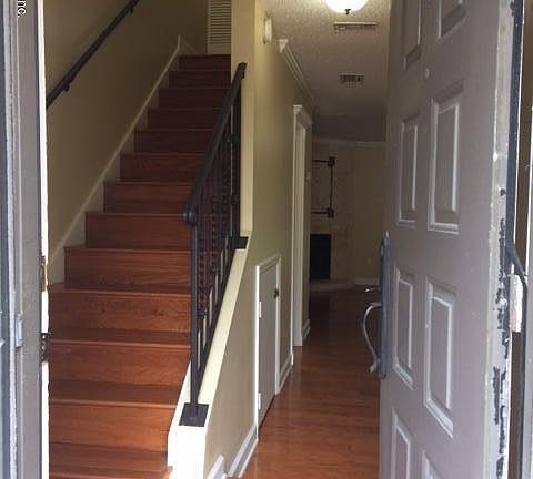 2nd image of 1103 Sea Hawk Dr