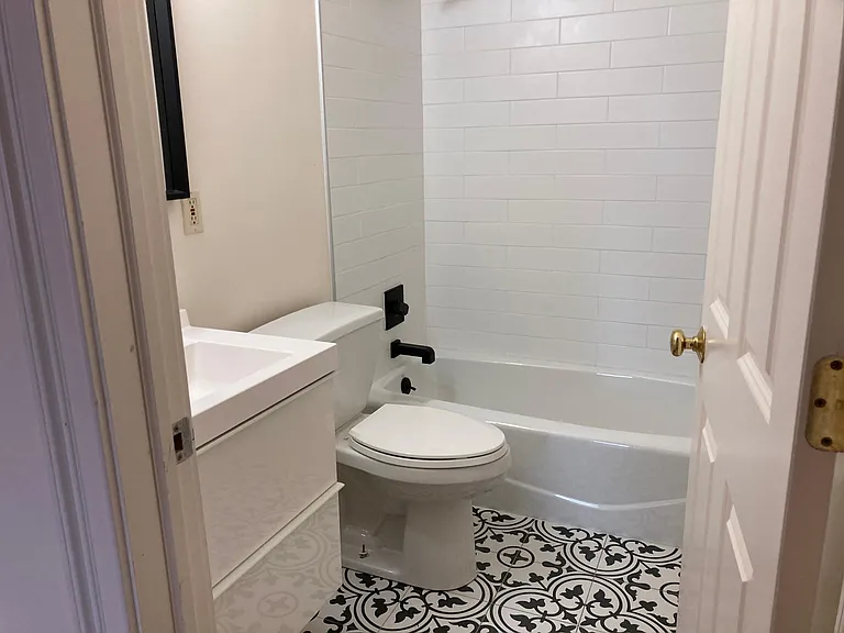 322 Mill St #204 — Photo 4