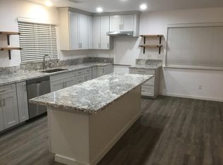 15471 E Kings Canyon Rd, Sanger, CA 93657