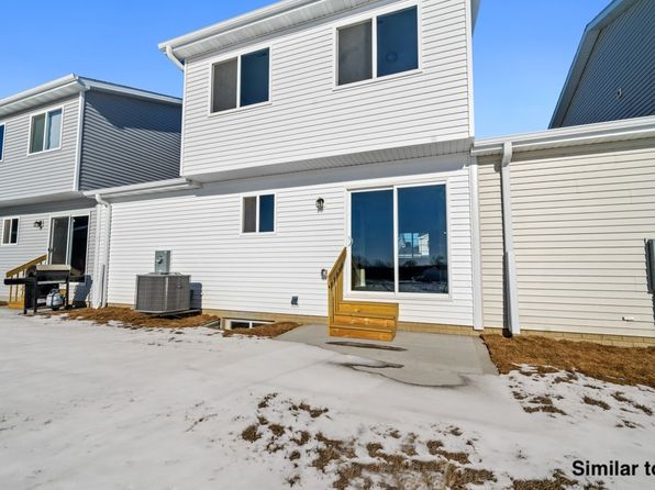 1003 Adler Ct, De Soto, IA 50069