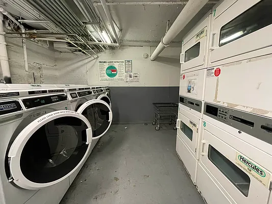 Rented by R New York | media 11