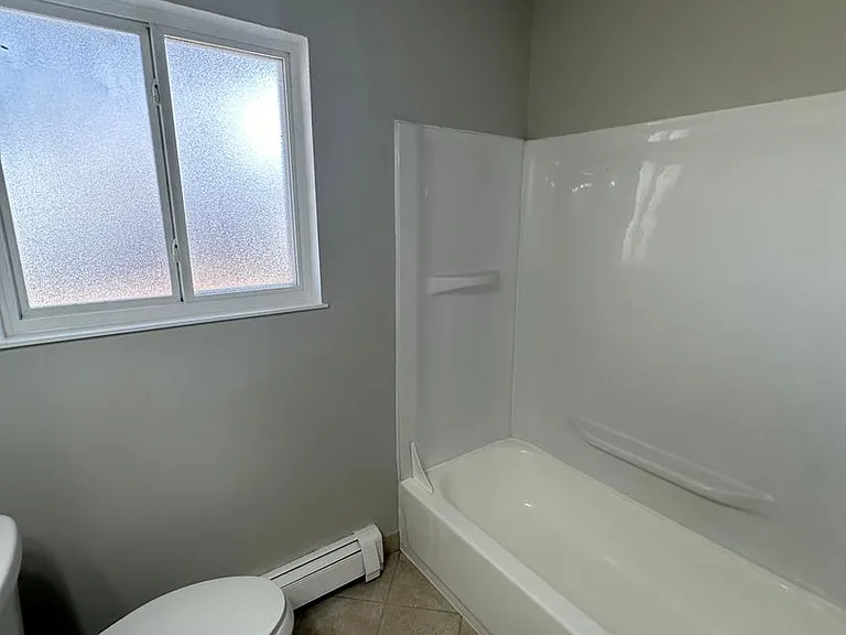 1415 S Corona Ave. — Photo 10