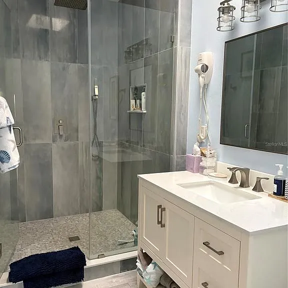 629 Garland Cir — Photo 12