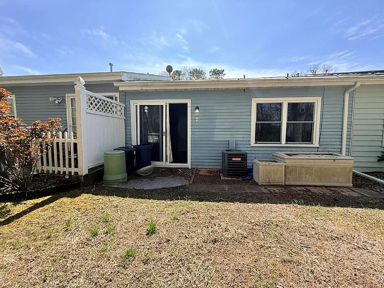 25 Heather Pl — Photo 14