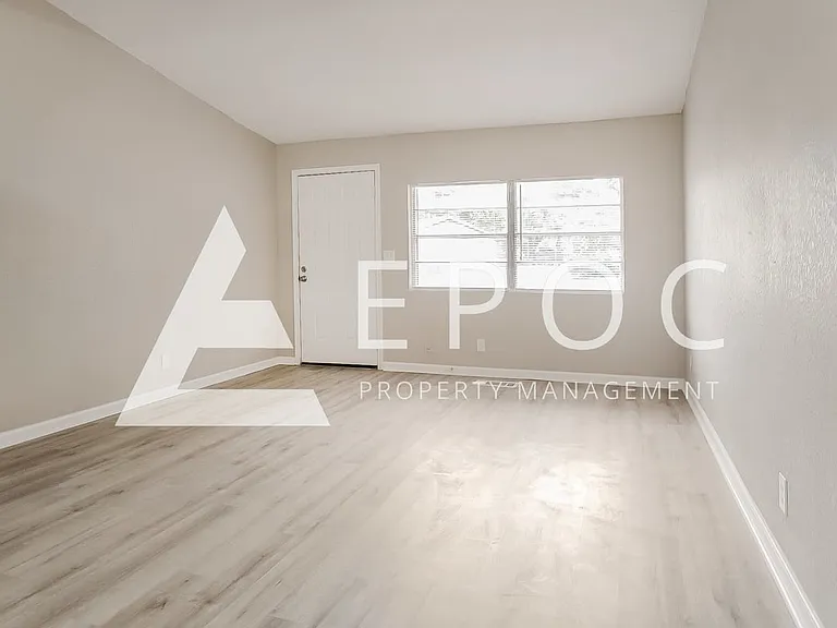 5407 N Johnstown Ave — Photo 6