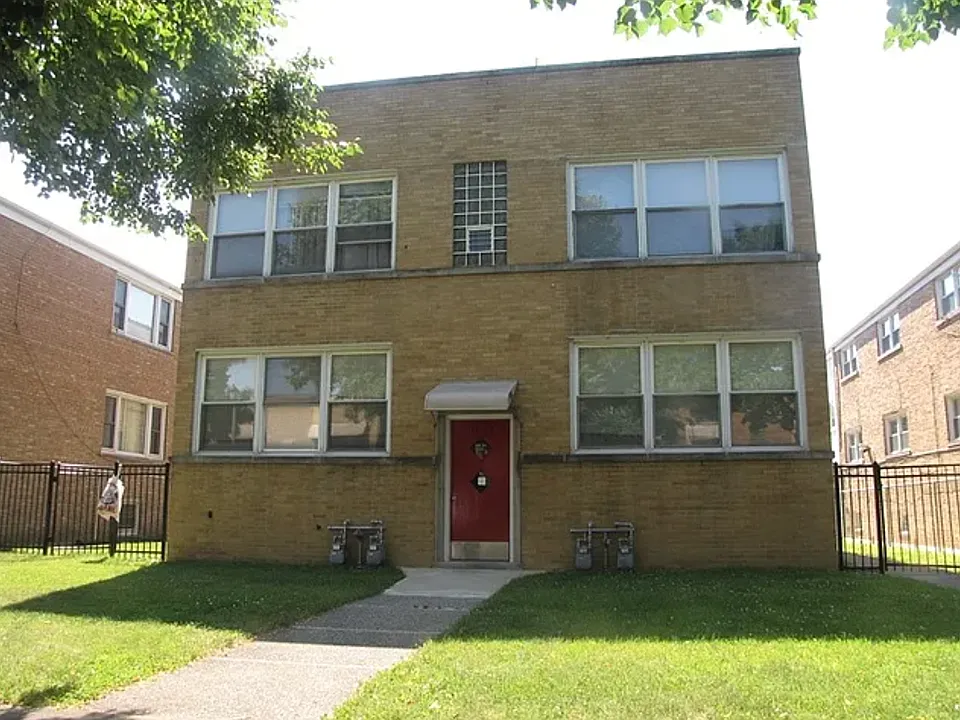 9034 La Crosse Ave