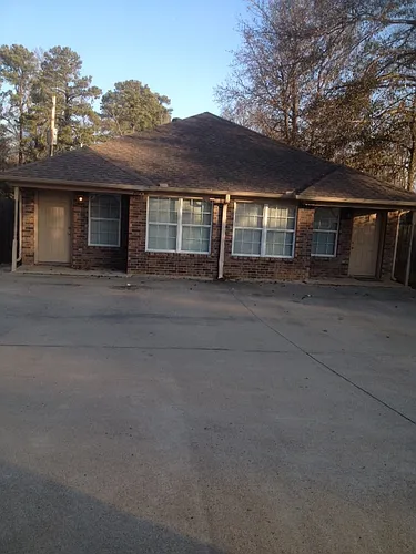 206 W Sycamore Ln #A Photo 1