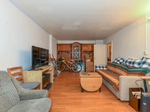 444 Neptune Avenue image 8 of 13