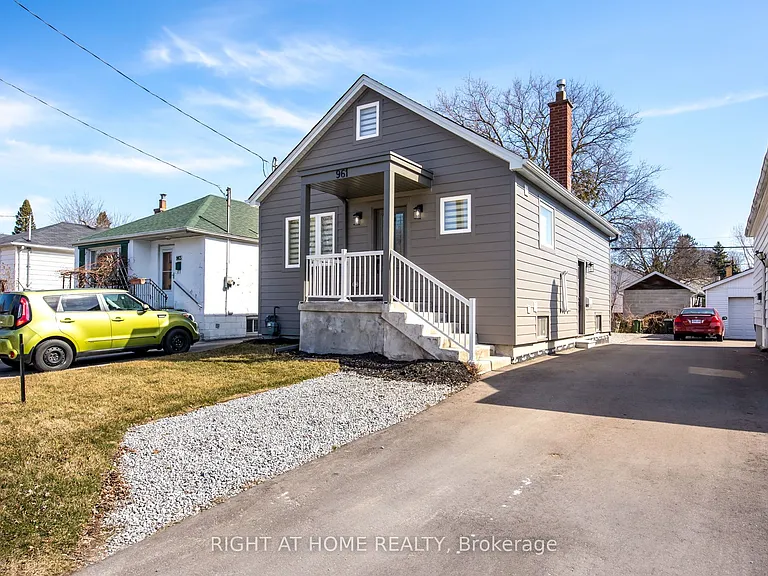 961 Victoria Park Ave — Photo 22