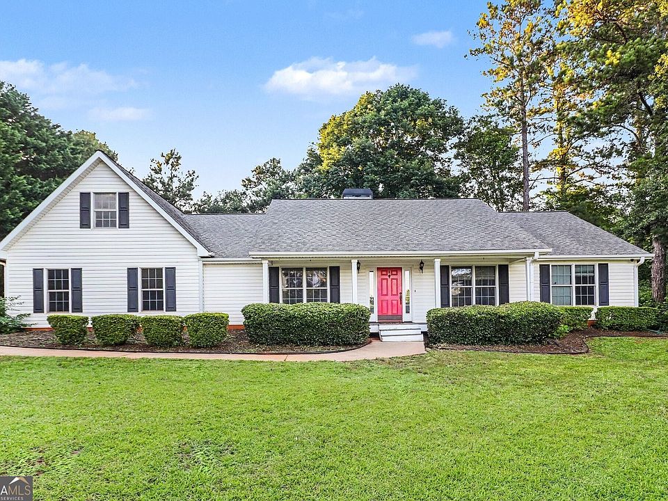 1st image of 84 Hidden Lakes Ct