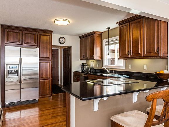 3rd image of 1767 Beach Dr SE