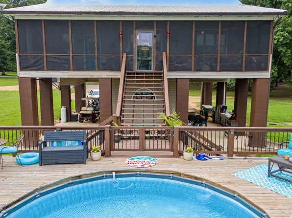 2268 Two Rivers Rd, Eutaw, AL 35462