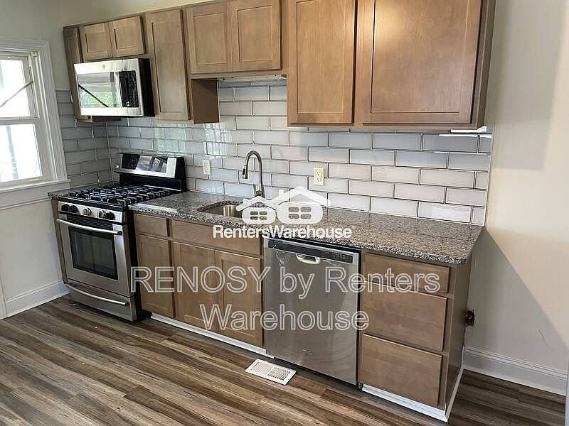 1st image of 128 Wiltshire Rd