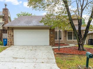 9123 S Lakewood Ave, Tulsa, OK 74137