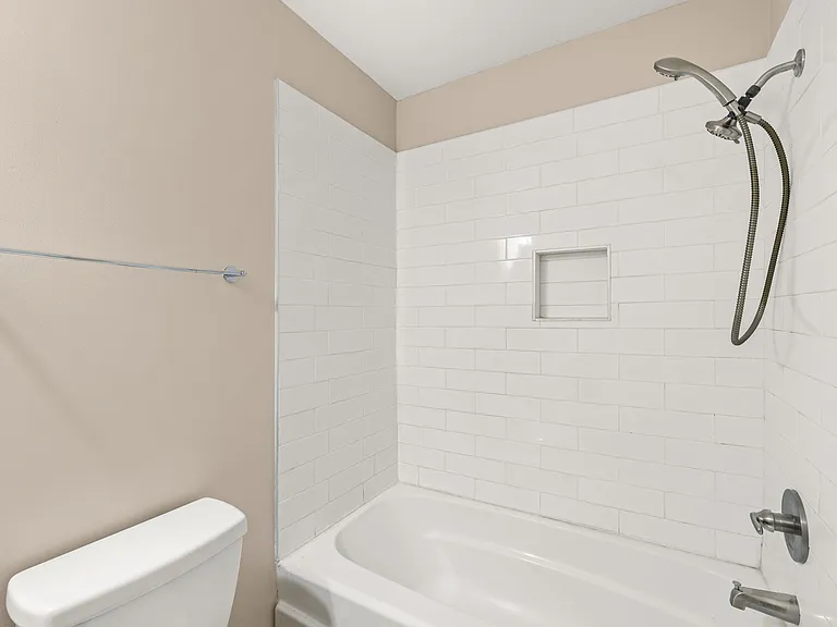 2716 Oak Hammock Dr — Photo 22