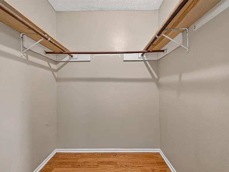 1606 Westfork Dr — Photo 28