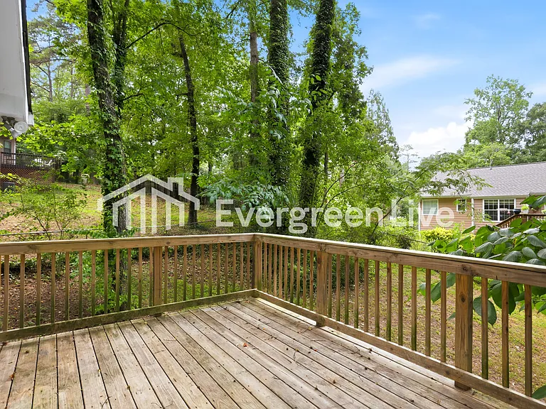 4425 Marjorie Rd — Photo 14
