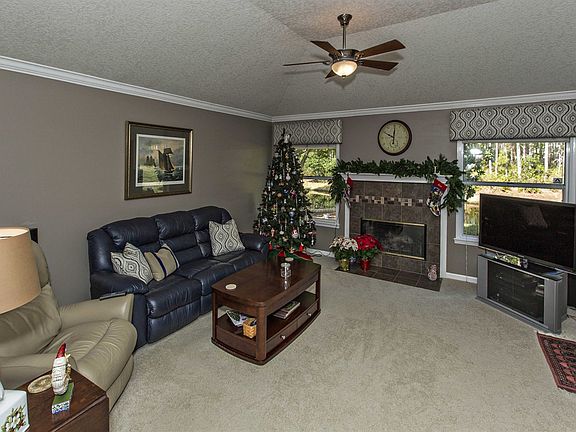 3rd image of 8700 Southern Glen Dr