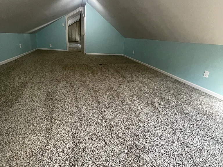 5211 River Rd — Photo 32