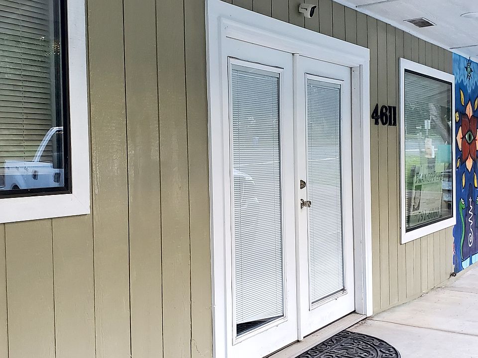 Unit B front door