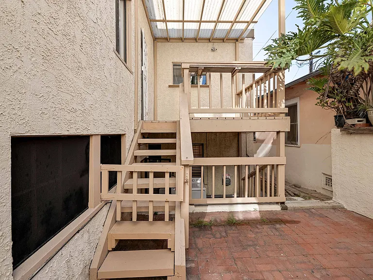 1634 Bayview Dr #A — Photo 18