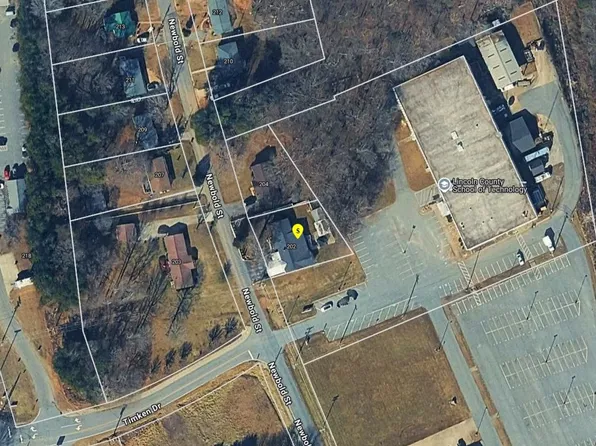 202 Newbold St, Lincolnton, NC 28092